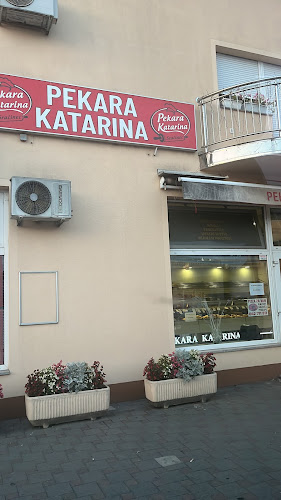 Pekara Katarina - Gastronomija i ugostiteljstvo