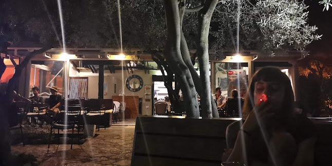 Caffe bar "Škverić" - Gastronomija i ugostiteljstvo