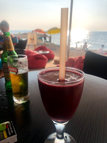 Comentarii opinii despre Beach Bar Babe