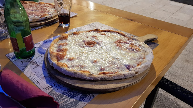 Riva 12, 52100, Pula