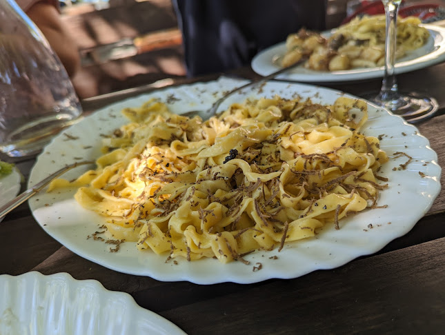 Opinii despre Konoba Oprtalj în Oprtalj - Gastronomija i ugostiteljstvo