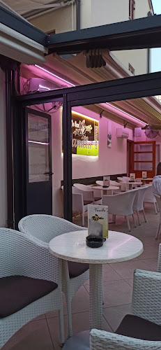 Vanilla Cafe Bar - Gastronomija i ugostiteljstvo