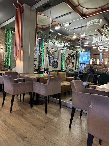 Trg Petra Preradovića 5, 10000, Zagreb