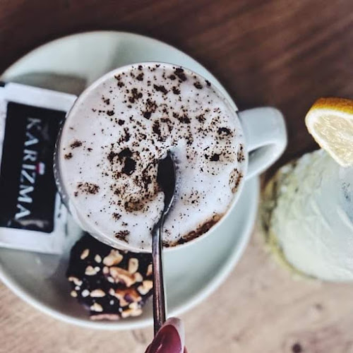 Caffe bar Karizma - Gastronomija i ugostiteljstvo
