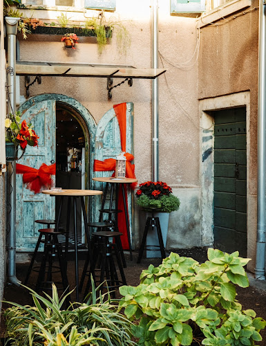 Marsecchia Coffee Shop - Gastronomija i ugostiteljstvo