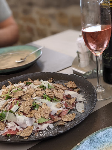 Trg Josefa Ressela 2, 52424, Motovun