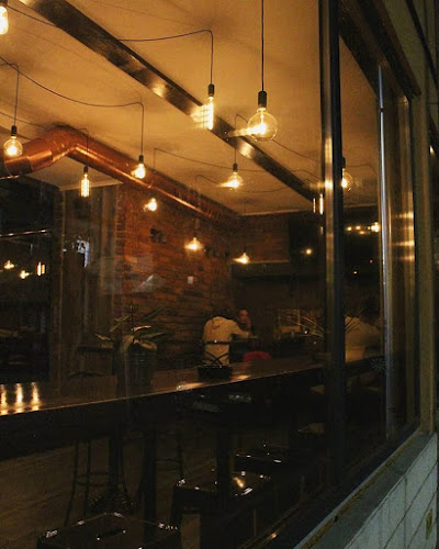 Caffe & Disco bar Tena - Gastronomija i ugostiteljstvo