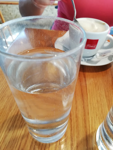 Caffe bar "Škverić" - Gastronomija i ugostiteljstvo