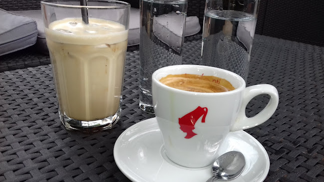 Caffe Bar "Pool Bar"