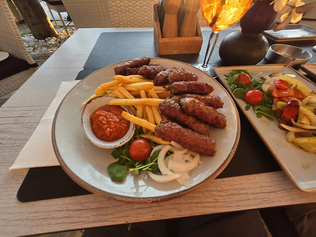 Marineta ul. 10, 21300, Makarska