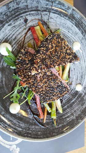 Opinii despre Pet Jedan Tapas Bar în Rijeka - Gastronomija i ugostiteljstvo