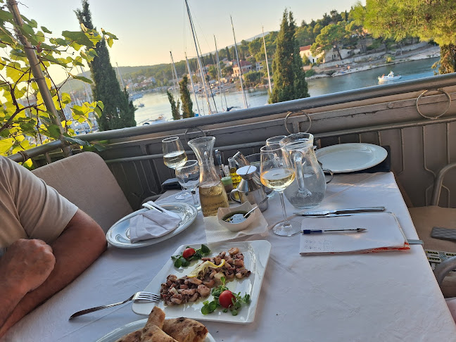 GARDELIN Restoran Luka - Gastronomija i ugostiteljstvo