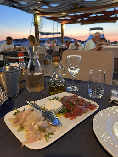 Restaurant Tic-Tac - Gastronomija i ugostiteljstvo