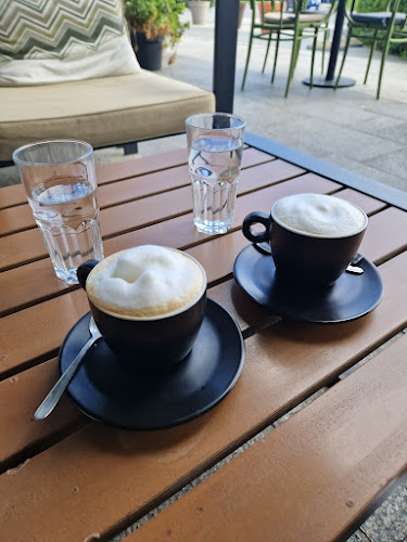 Caffe bar Living Room Hoto - Gastronomija i ugostiteljstvo