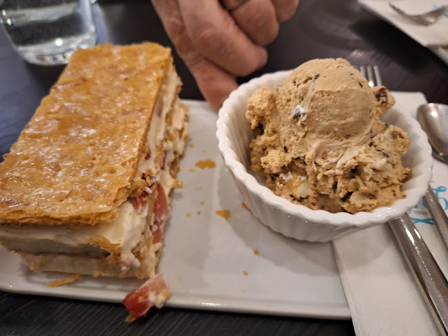 Opinii despre Slastičarnica Zagreb în Zagreb - Gastronomija i ugostiteljstvo