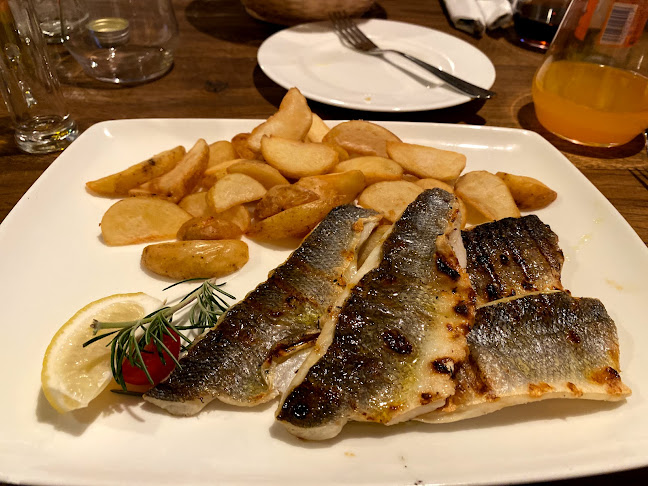 Dalmatian Ethno Village - Gastronomija i ugostiteljstvo