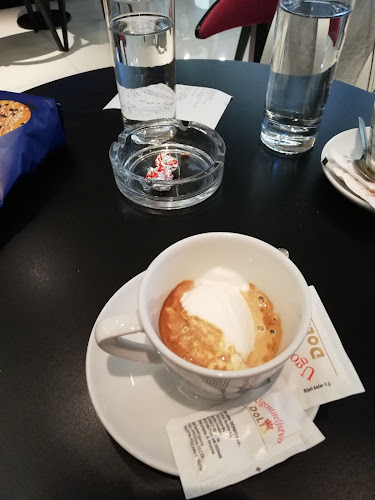 Opinii despre Caffe Bar Royal în Solin - Gastronomija i ugostiteljstvo