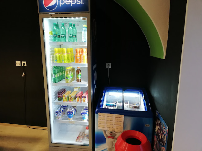 Comentarii opinii despre Pek Snack