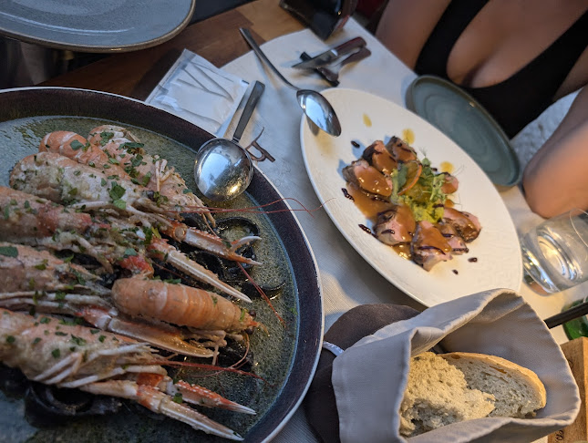 Opinii despre Mediterraneo Dine & Wine în Hvar - Gastronomija i ugostiteljstvo