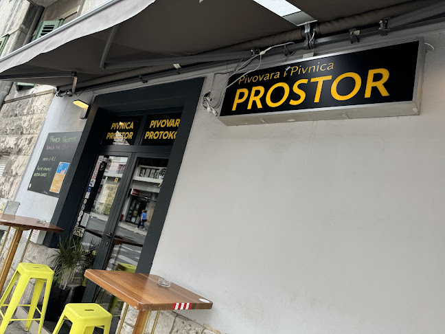 Ul. kralja Zvonimira 32, 21000, Split