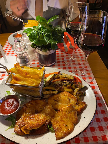 Comentarii opinii despre Mama's Pot Tavern