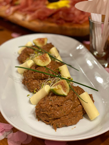 Restoran Karlović- “Samoborska klet”
