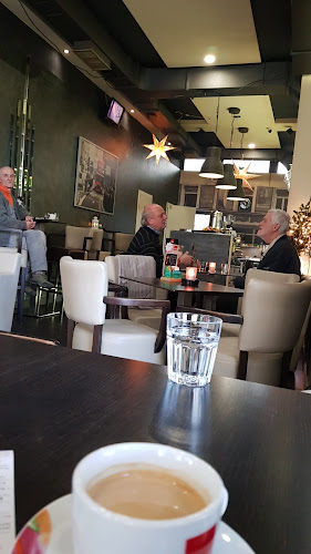 Opinii despre News Bar Caffe în Zagreb - Gastronomija i ugostiteljstvo
