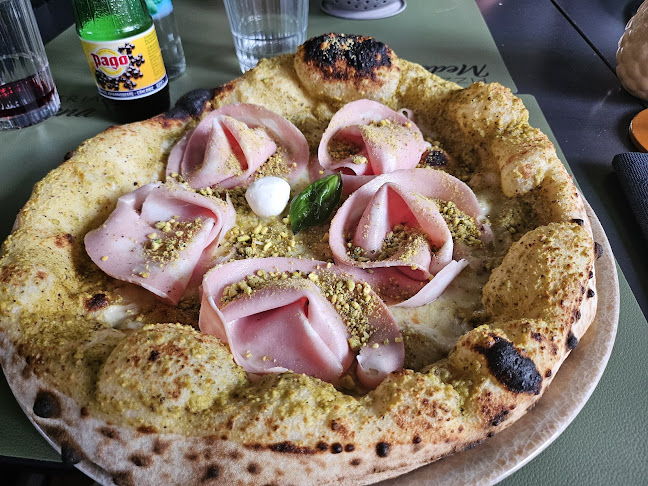 Medena Pizzeria - Gastronomija i ugostiteljstvo