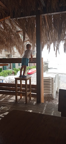 Obala Pape Aleksandra III. 7, 21485, Komiža