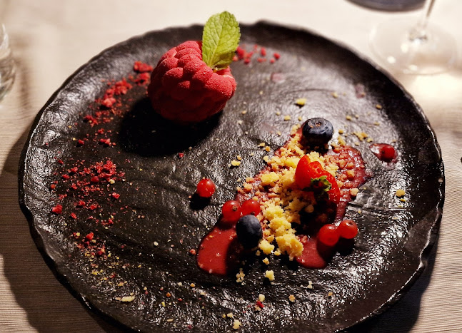 Opinii despre Mediterraneo Dine & Wine în Hvar - Gastronomija i ugostiteljstvo