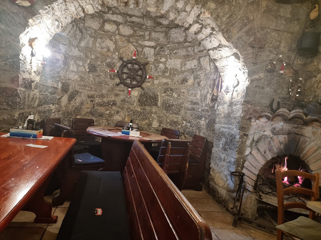 Konoba Ive (Riblji restoran | fish restaurant | sea food)