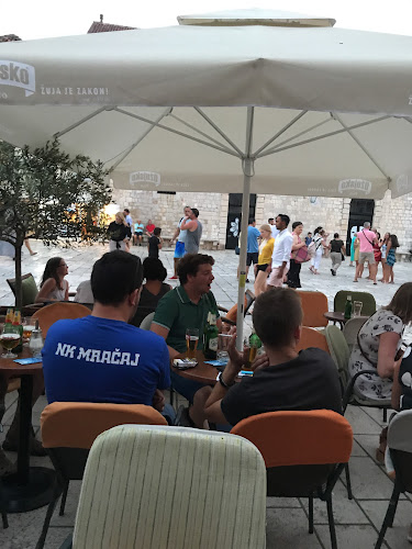 Comentarii opinii despre Loco Bar