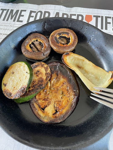 Comentarii opinii despre Buffet&bar Canova