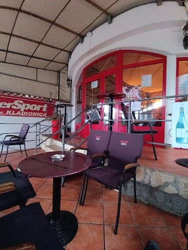 Opinii despre Caffe bar Times în Rijeka - Gastronomija i ugostiteljstvo