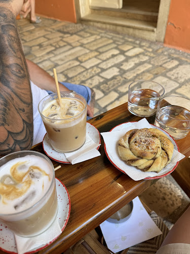 Opinii despre Augusto Coffee Shop în Rovinj - Gastronomija i ugostiteljstvo