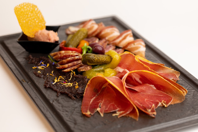 Restoran Volaria - Gastronomija i ugostiteljstvo