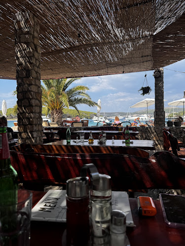 Comentarii opinii despre Tri Grede