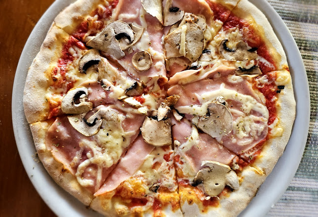 Ul. Ante Starčevića, 21220, Okrug Gornji