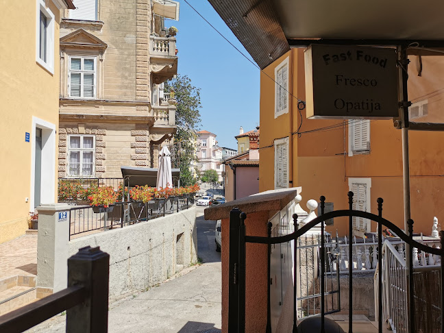 Radnička cesta 9, 51410, Opatija