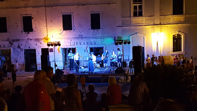 Caffe Bar Martini - Makarska