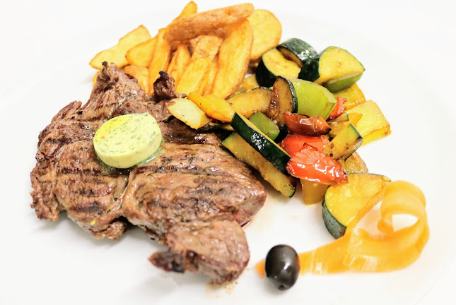 Obala Sv. Nikole 65, 21320, Baška Voda