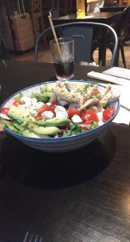 Submarine Burger Radnička - Gastronomija i ugostiteljstvo