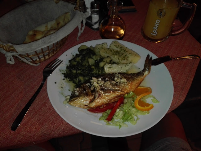 Ahipara zalogajnica, Podgora - Podgora