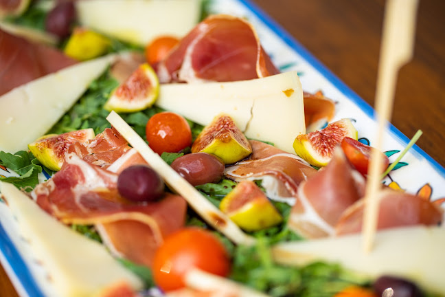 Restaurant "Viktor&Koko" food&wine