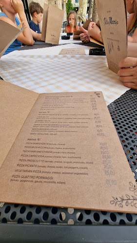 Riva 17, 21400, Supetar