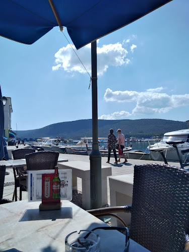 Ul. Riva creskih kapetana 8A, 51557, Cres