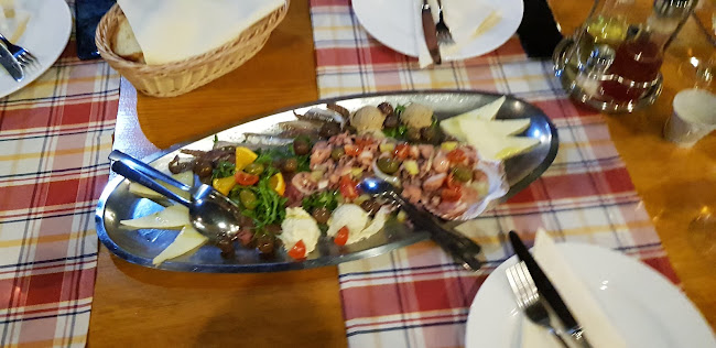 Obala Petra Krešimira IV 7, 53291, Novalja