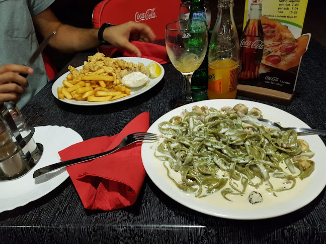 Fast food Asterix | Virovitica - Gastronomija i ugostiteljstvo