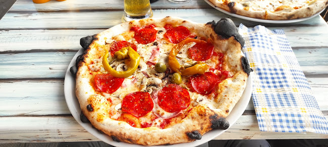 Opinii despre Pizzerija Pineta în Novigrad - Gastronomija i ugostiteljstvo