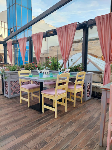 Pizzeria Papillon - Gastronomija i ugostiteljstvo